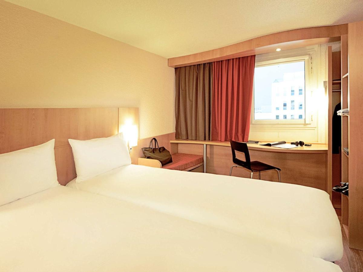 ibis Tlemcen Hotel Buitenkant foto