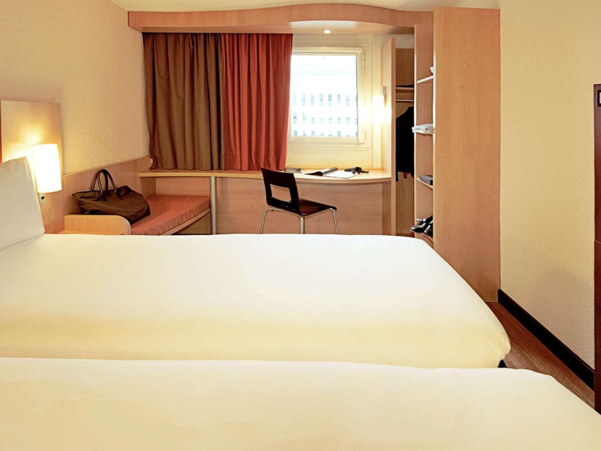 ibis Tlemcen Hotel Buitenkant foto