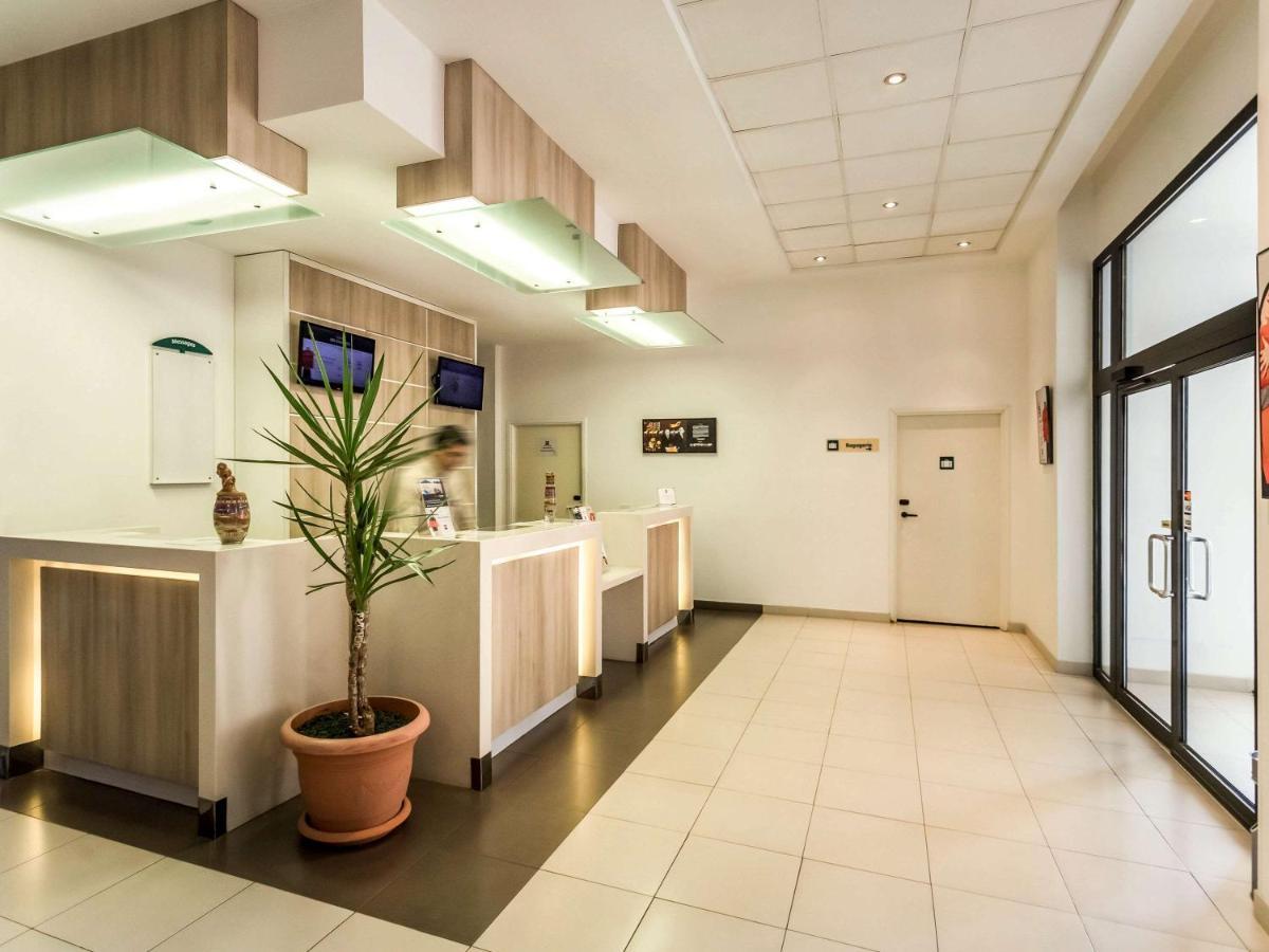 ibis Tlemcen Hotel Buitenkant foto