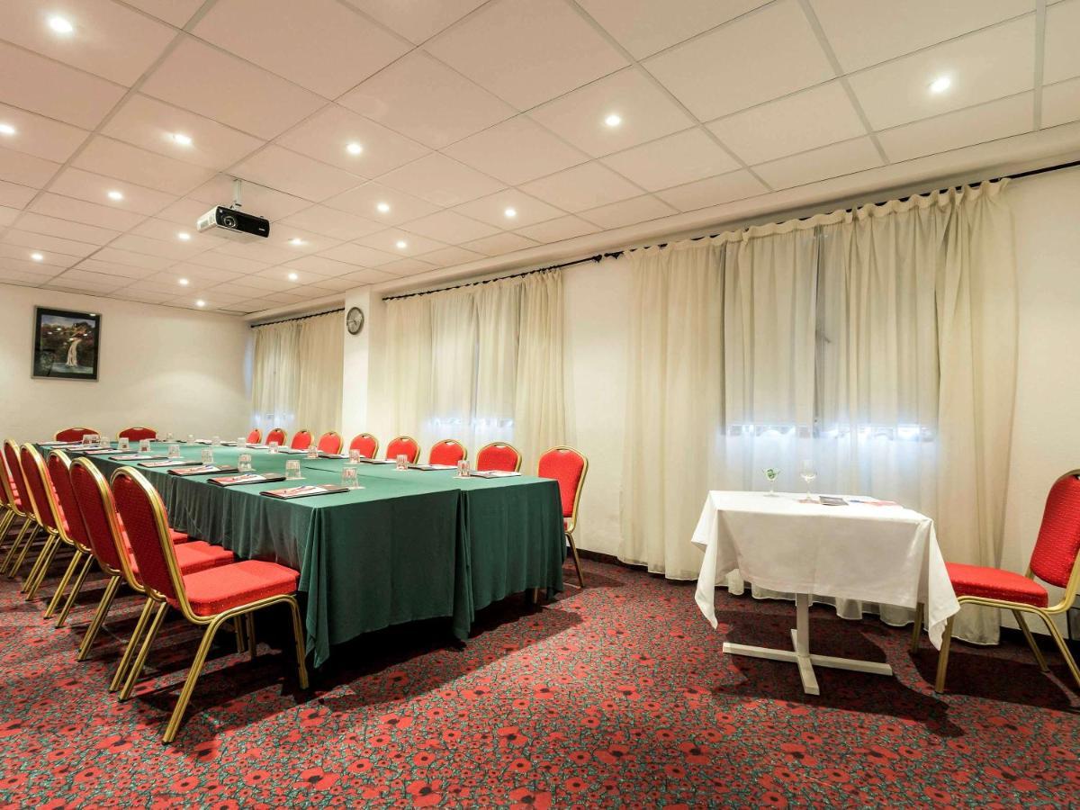 ibis Tlemcen Hotel Buitenkant foto