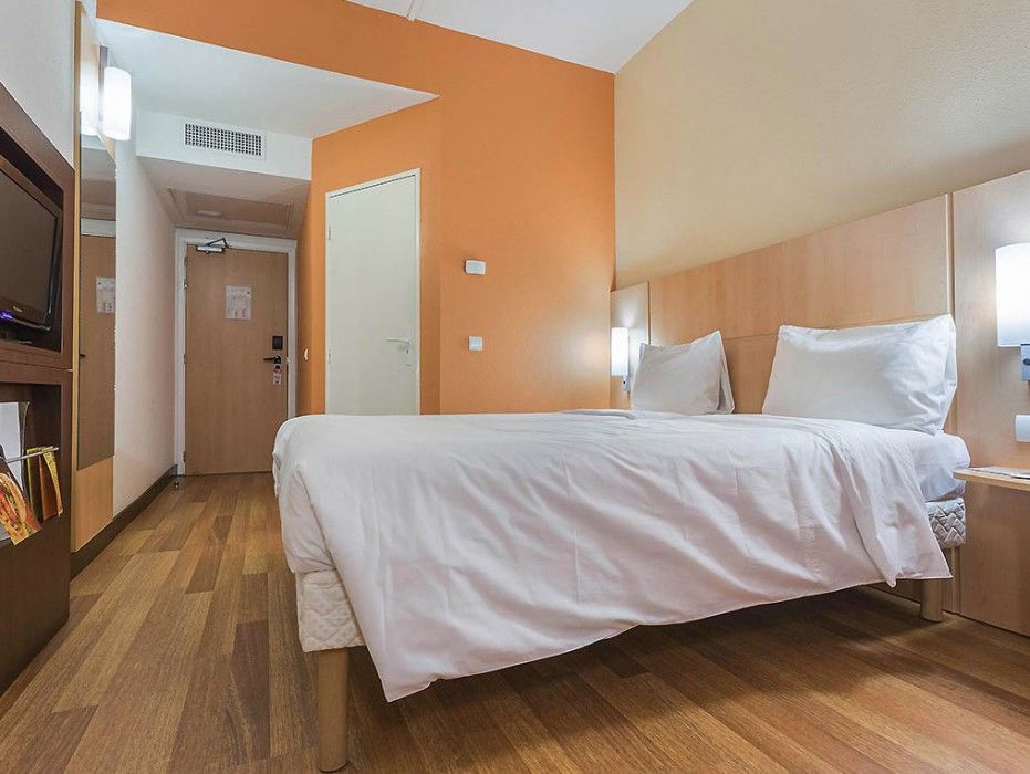 ibis Tlemcen Hotel Buitenkant foto