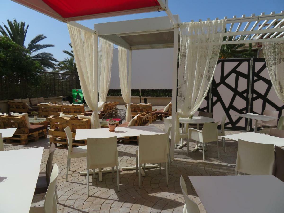 ibis Tlemcen Hotel Buitenkant foto